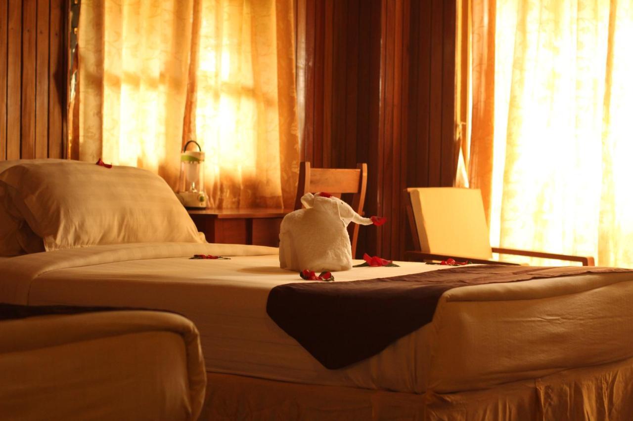 Diamond Hotel Нгапали Екстериор снимка